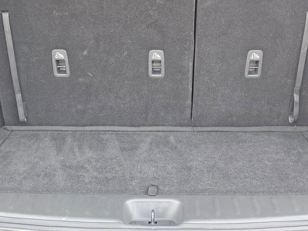 Used 2025 Nissan Pathfinder SL AWD/4WD image 38