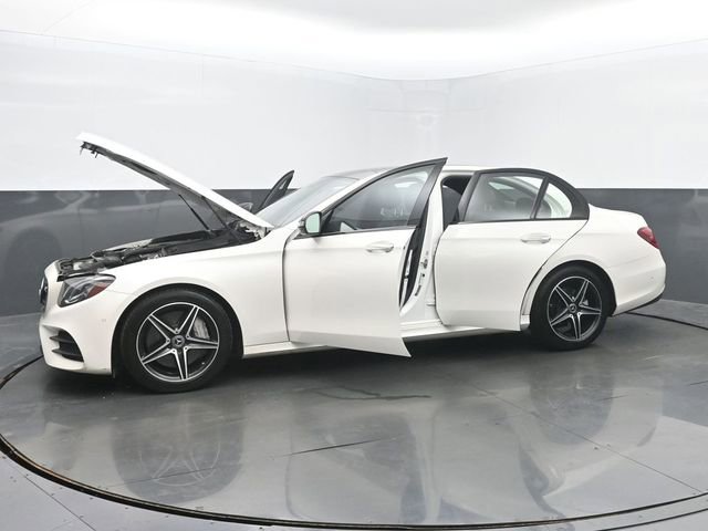 Used 2018 Mercedes-Benz E 300 4MATIC image 53