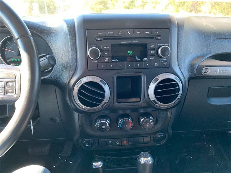Used 2014 Jeep Wrangler Sport image 30