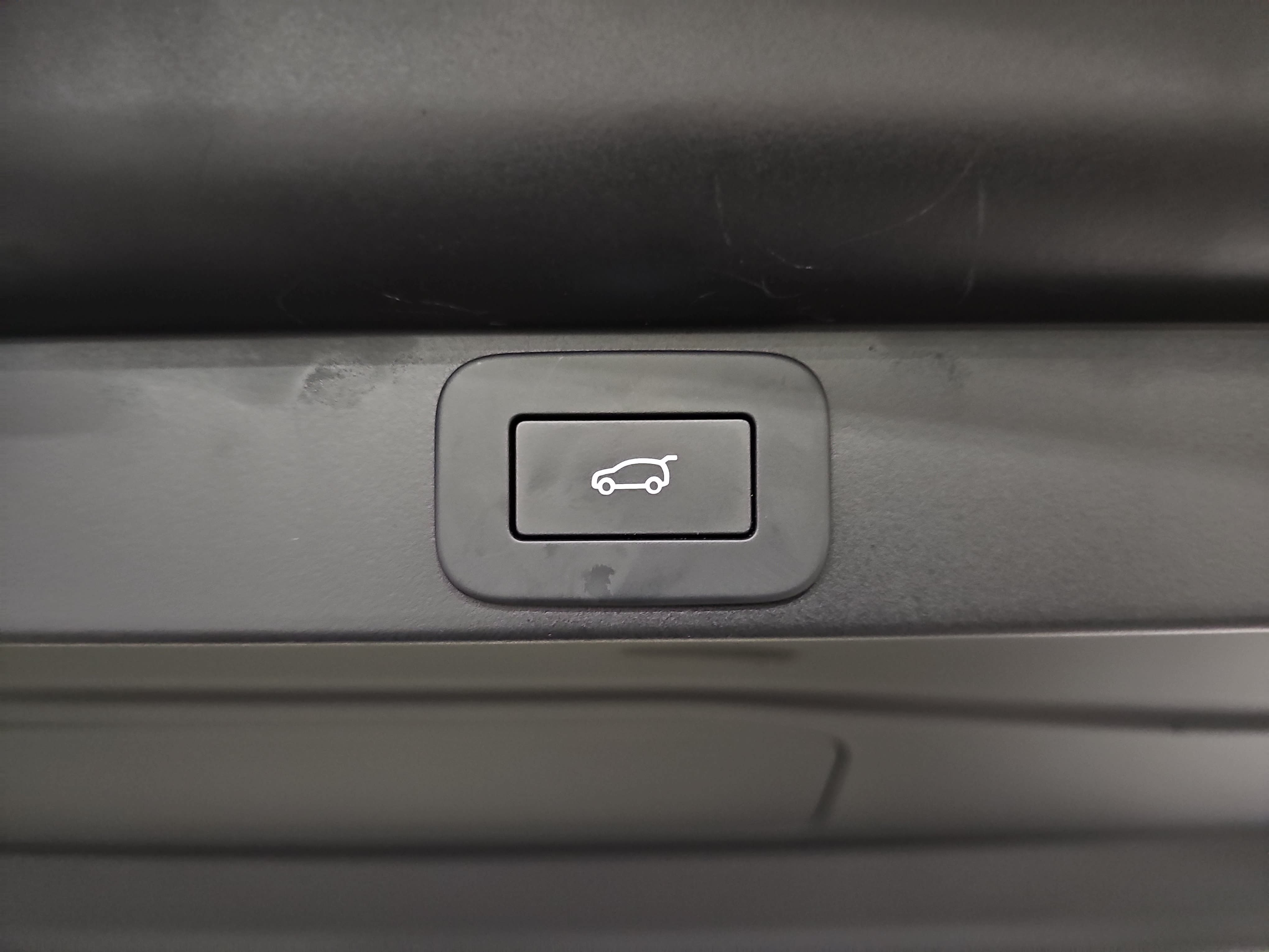 Used 2025 Land Rover Range Rover SE AWD/4WD image 15