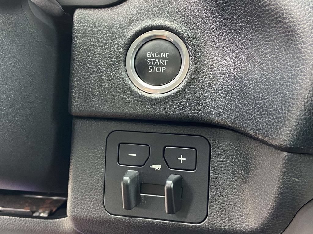 Used 2024 Toyota Tundra SR5 w/ SR5 Convenience Package AWD/4WD image 28