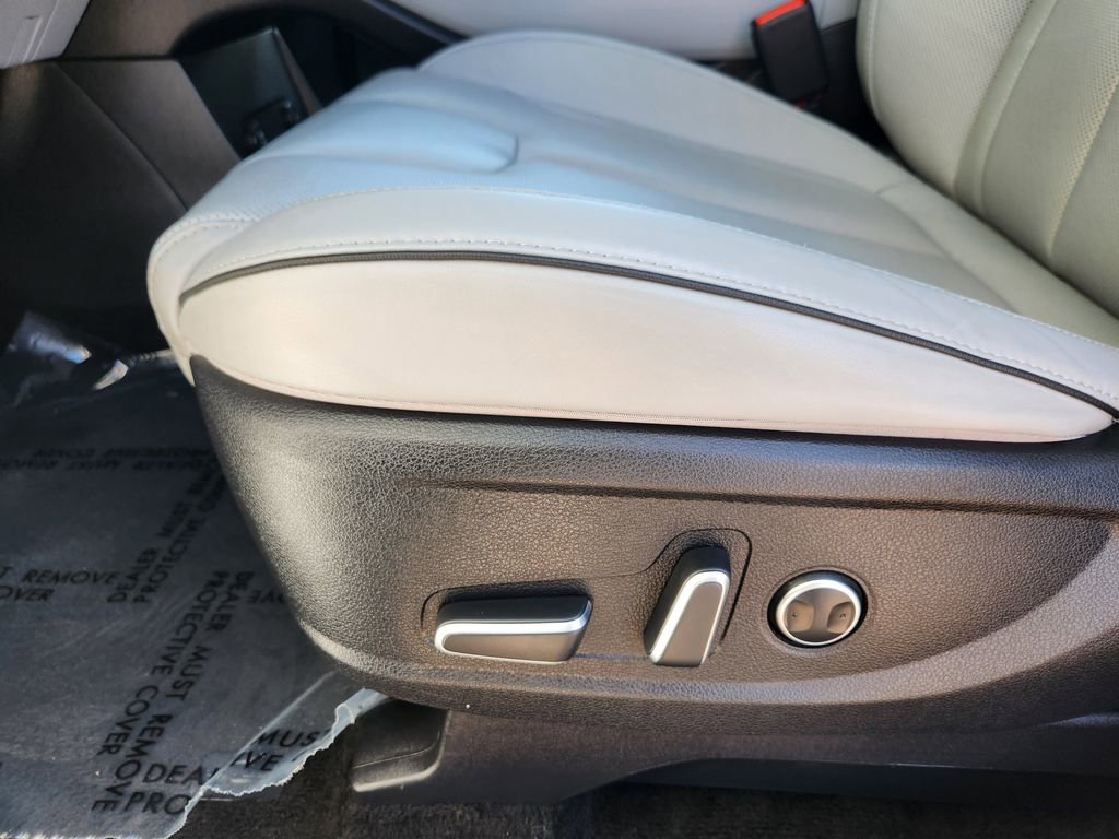 Used 2025 Hyundai Palisade SEL AWD/4WD image 14