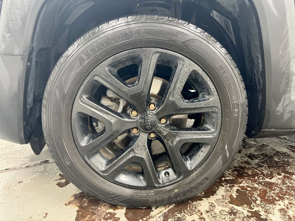 Used 2018 Jeep Renegade Altitude FWD image 26