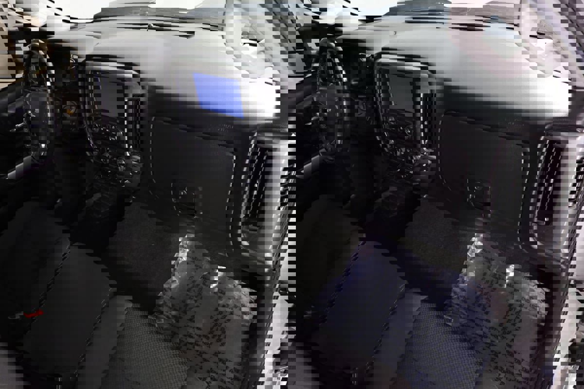 Used 2016 Chevrolet Silverado 2500 LT w/ LT Convenience Package image 28