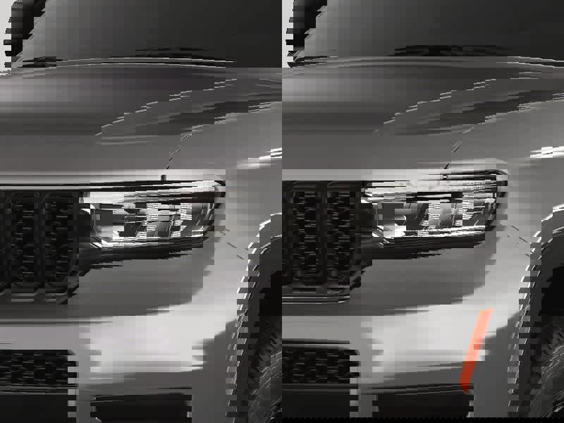 New 2025 Jeep Grand Cherokee L Altitude image 13