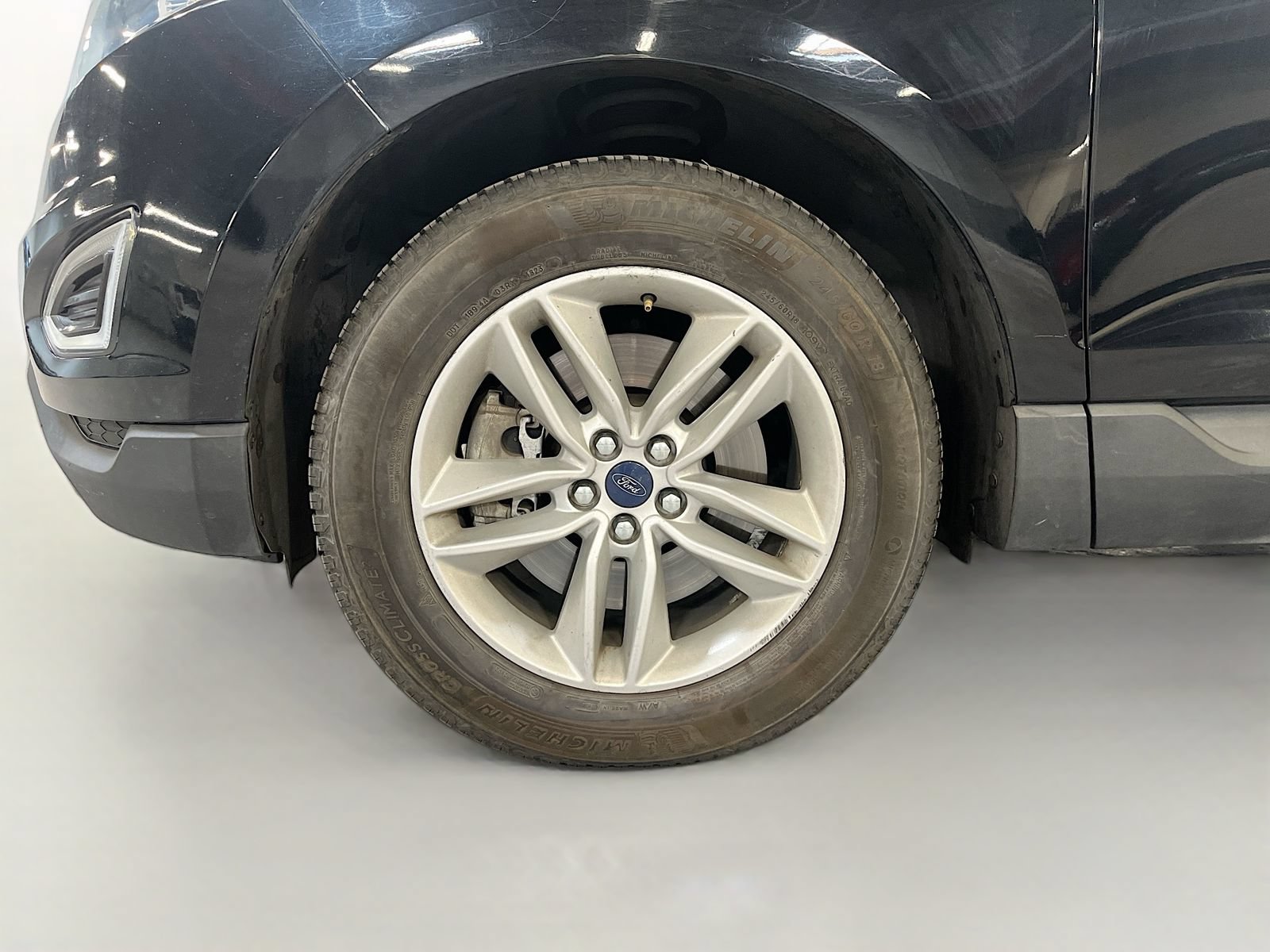 Used 2016 Ford Edge SEL w/ Equipment Group 201A AWD/4WD image 28