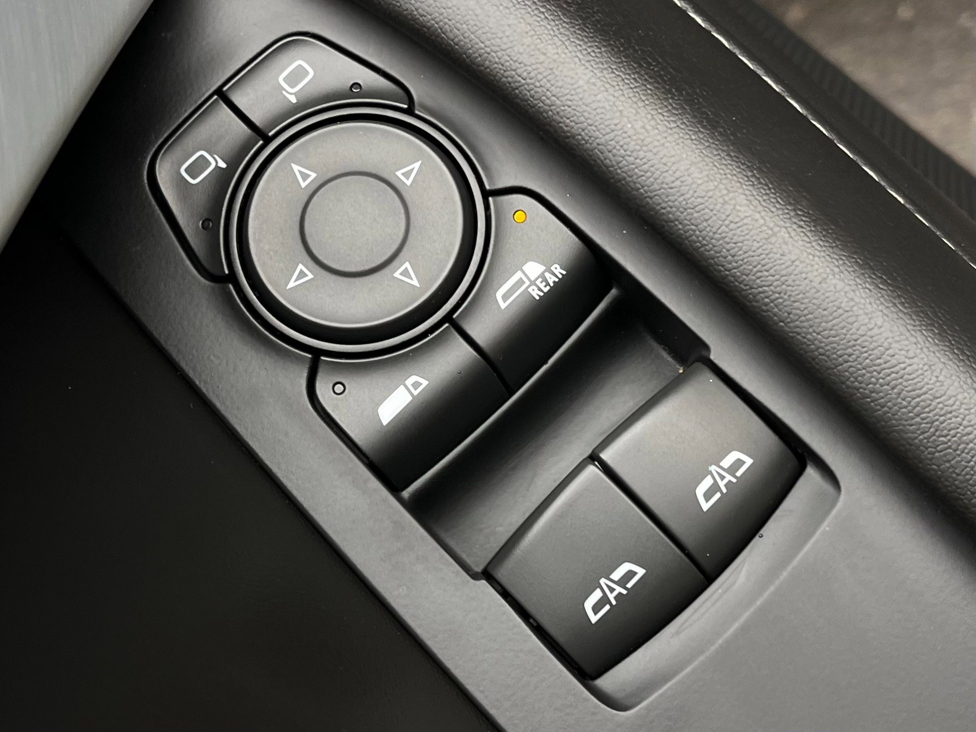 Used 2018 Chevrolet Camaro SS image 56