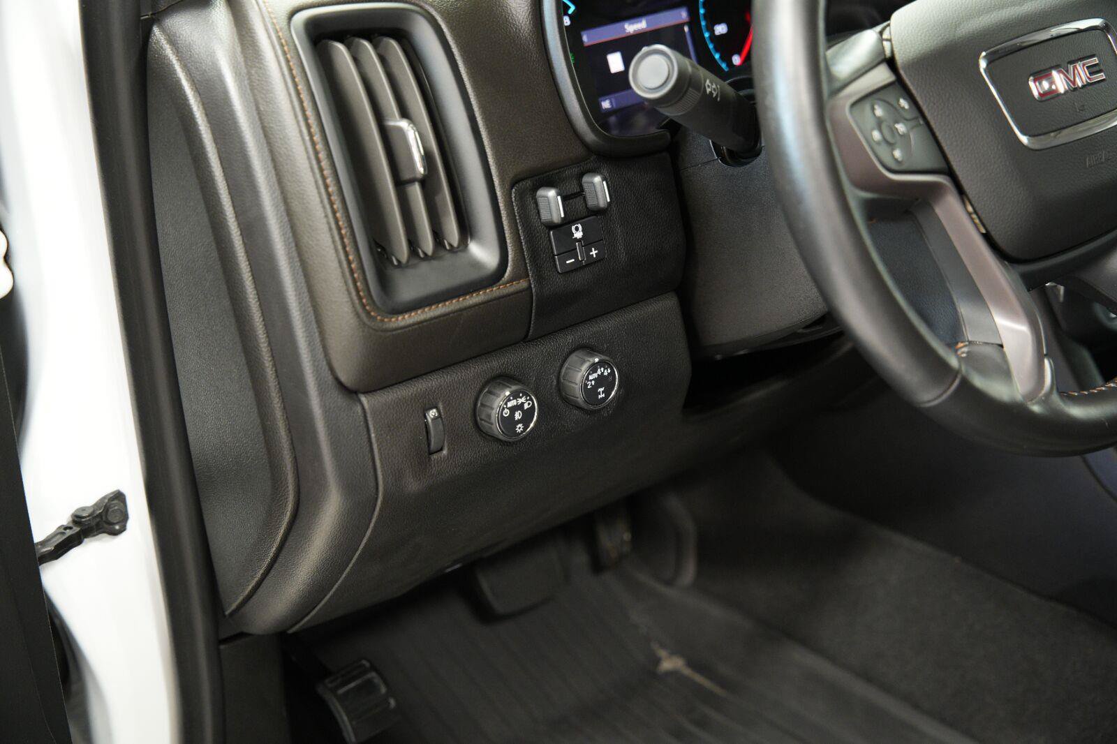 Certified 2022 GMC Canyon AT4 w/ Driver Alert Package AWD/4WD image 35
