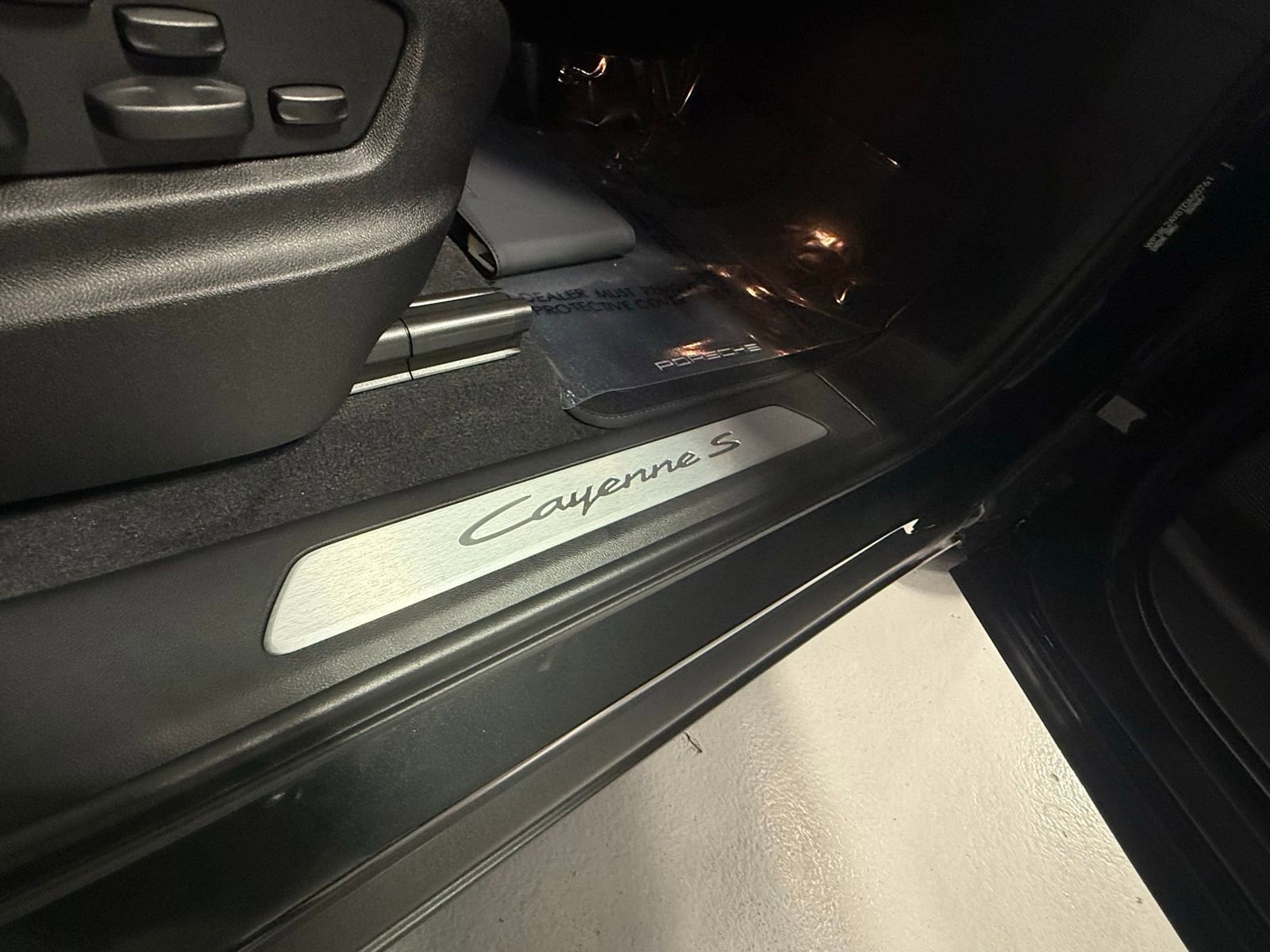 New 2026 Porsche Cayenne S image 12