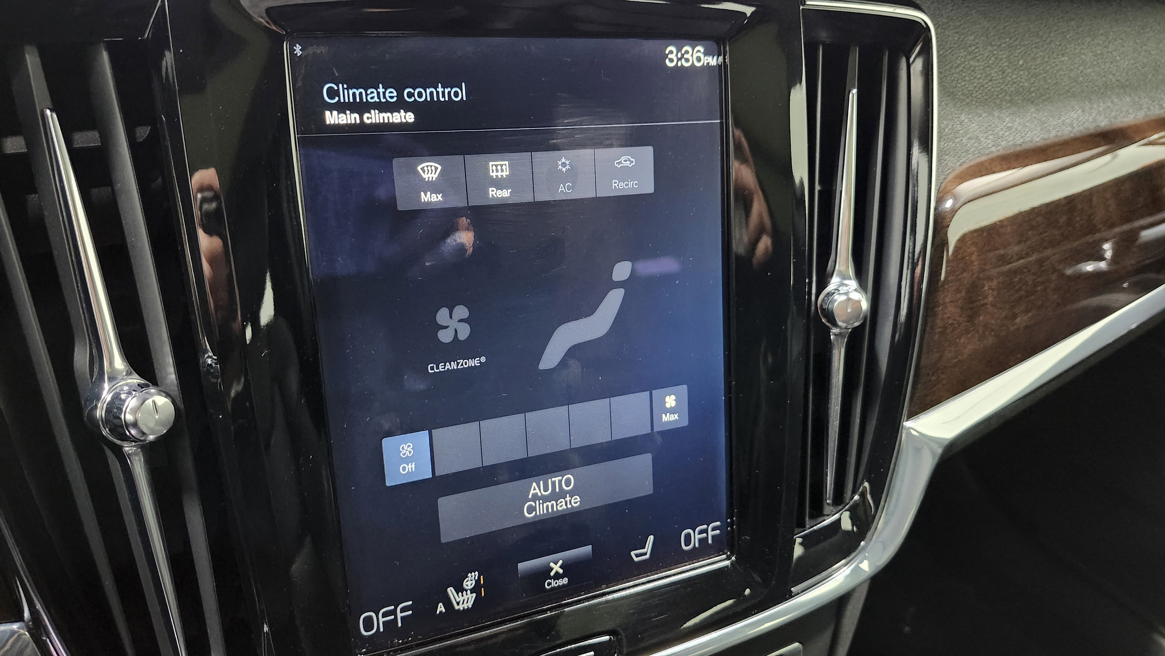 Used 2018 Volvo S90 T5 Momentum w/ Protection Package image 31