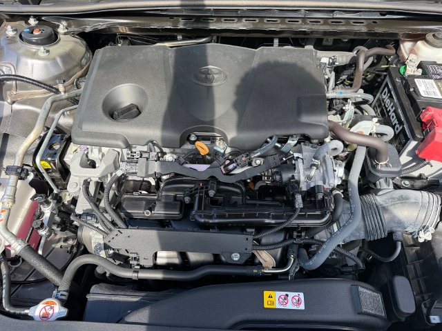 Used 2023 Toyota Camry SE FWD image 18