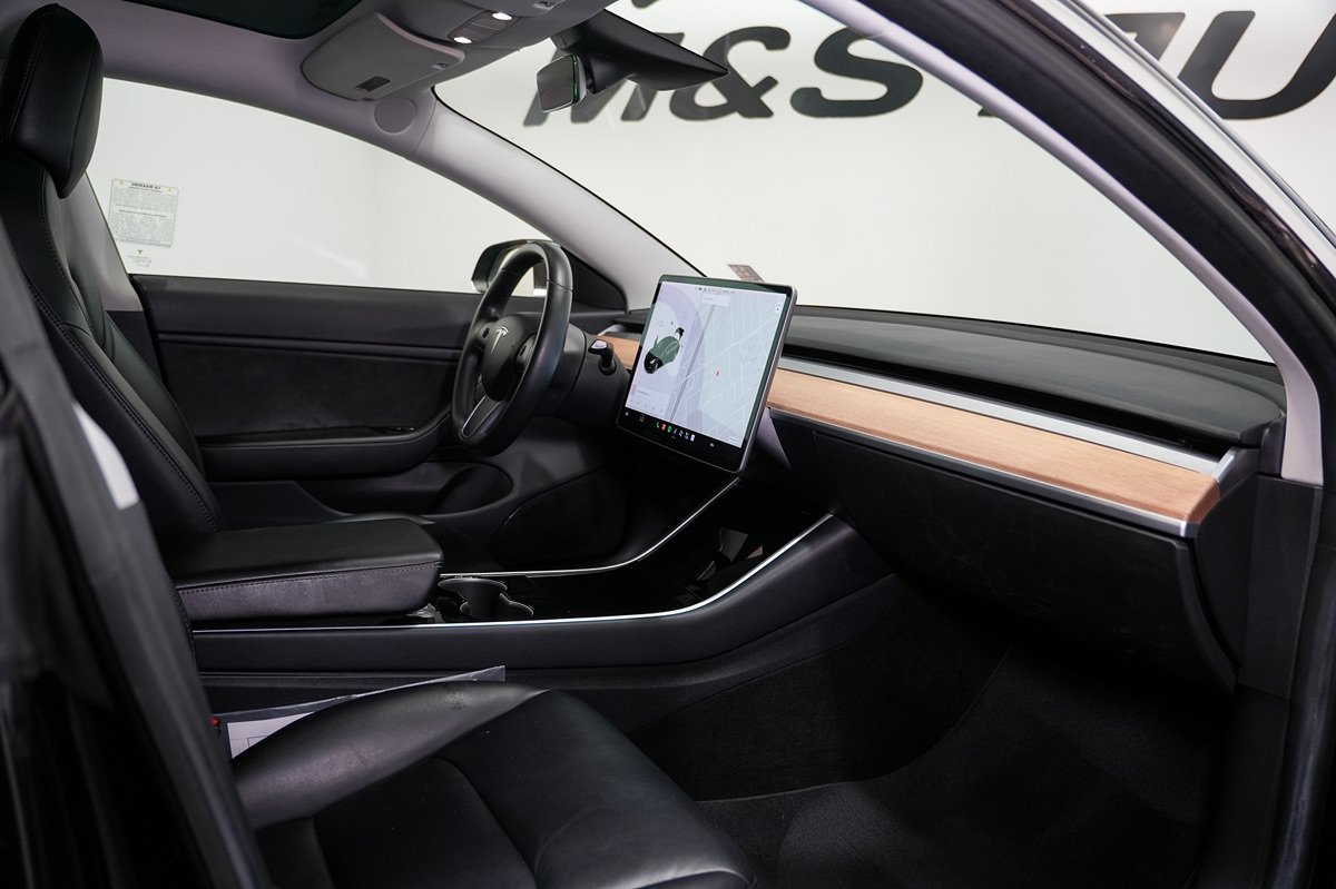 Used 2018 Tesla Model 3 Long Range RWD image 20