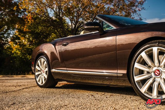 Used 2015 Bentley Continental GT image 25