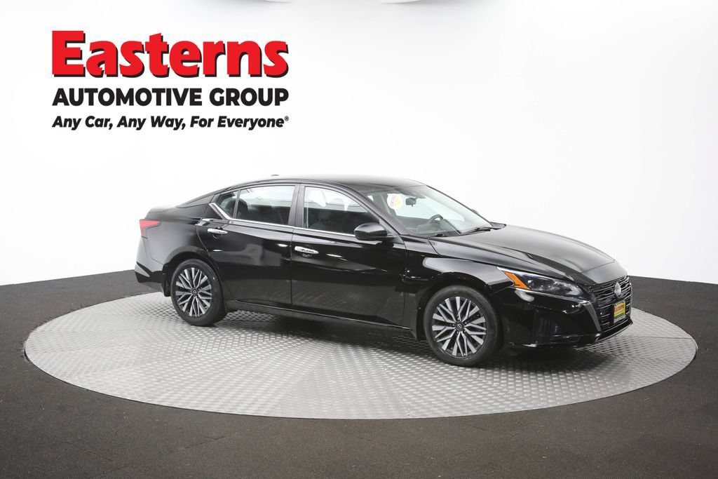 Used 2023 Nissan Altima 2.5 SV FWD image 47