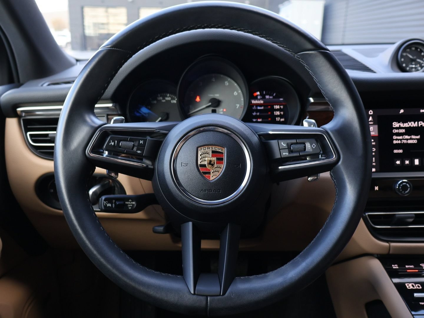 Certified 2023 Porsche Macan S AWD/4WD image 16