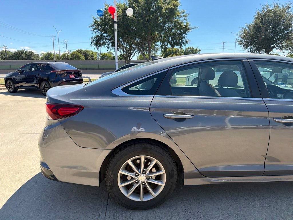 Used 2018 Hyundai Sonata SE FWD image 12