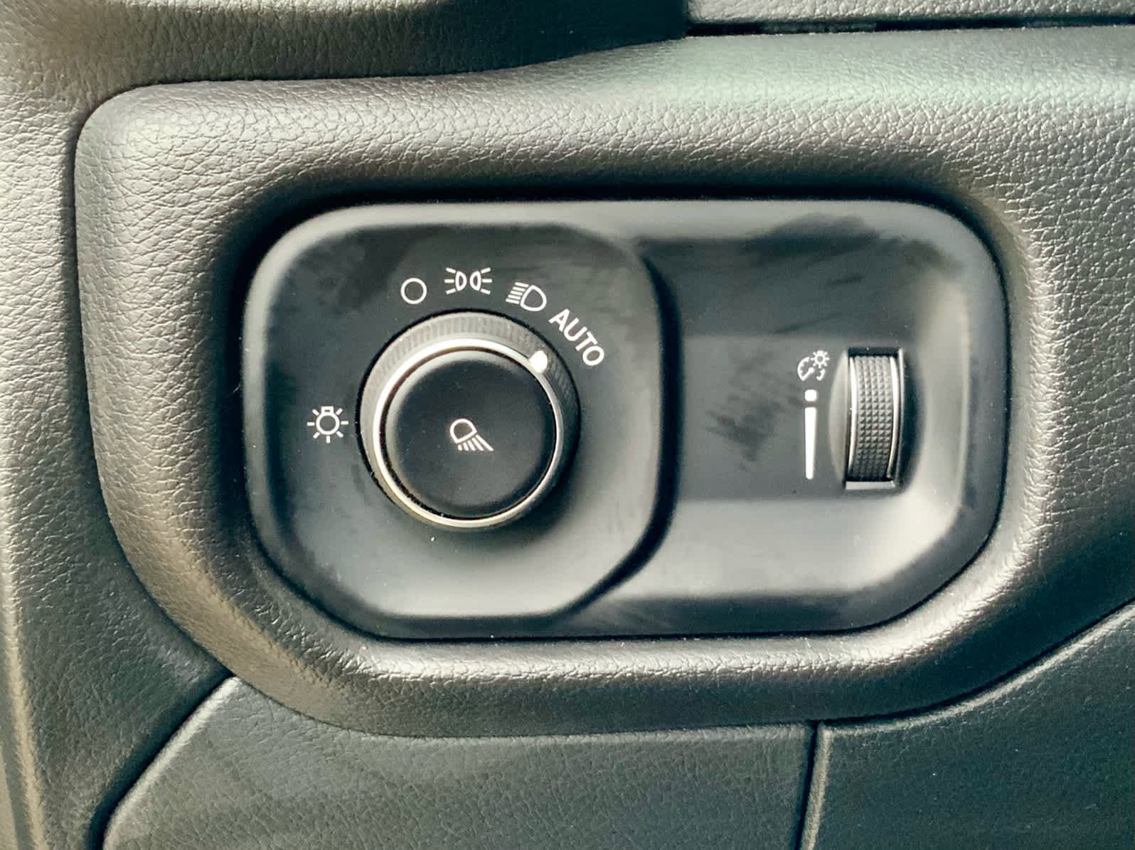 Used 2024 RAM 2500 Tradesman w/ Chrome Appearance Group image 44