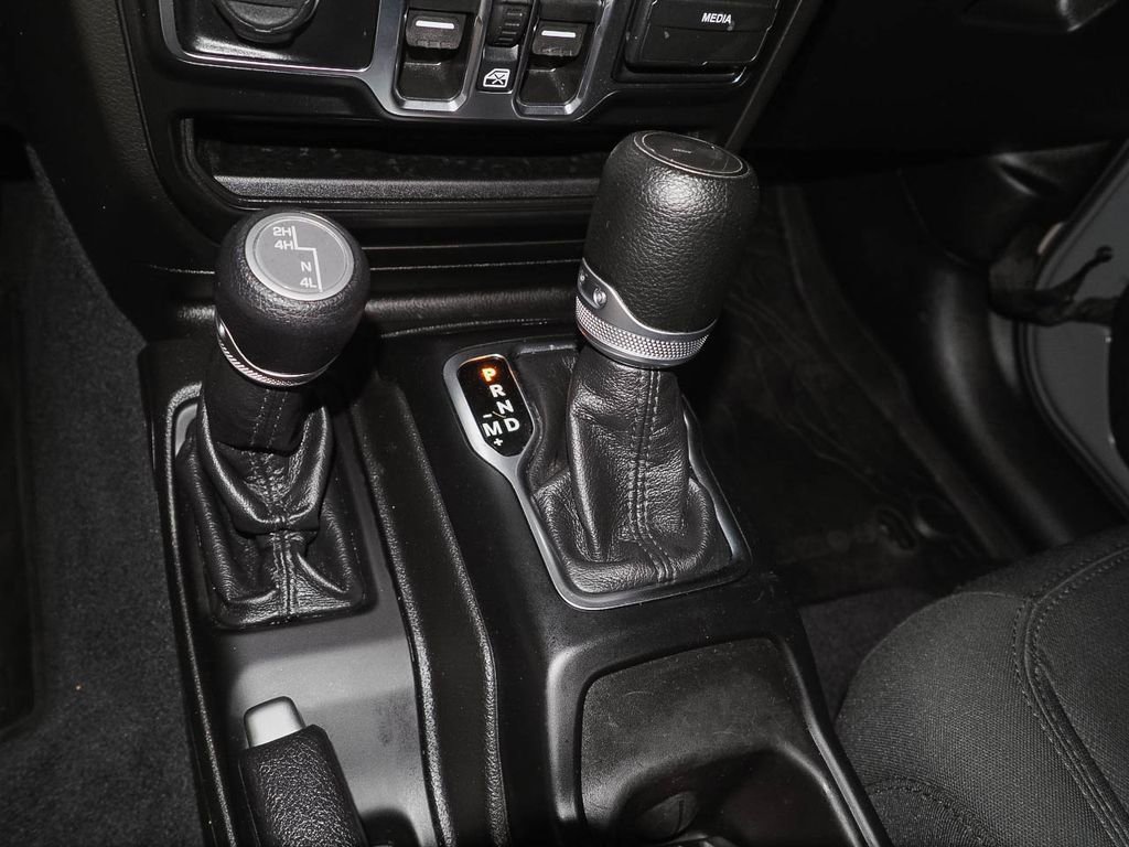 Used 2022 Jeep Wrangler Unlimited Sport image 15