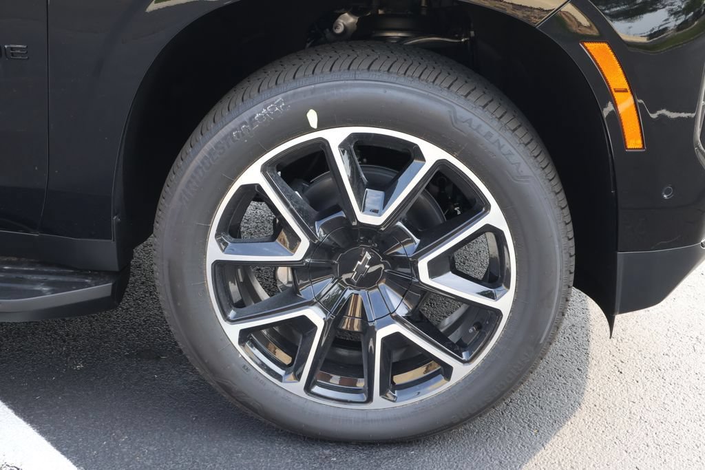 New 2026 Chevrolet Tahoe RST w/ RST Capability Package AWD/4WD image 11