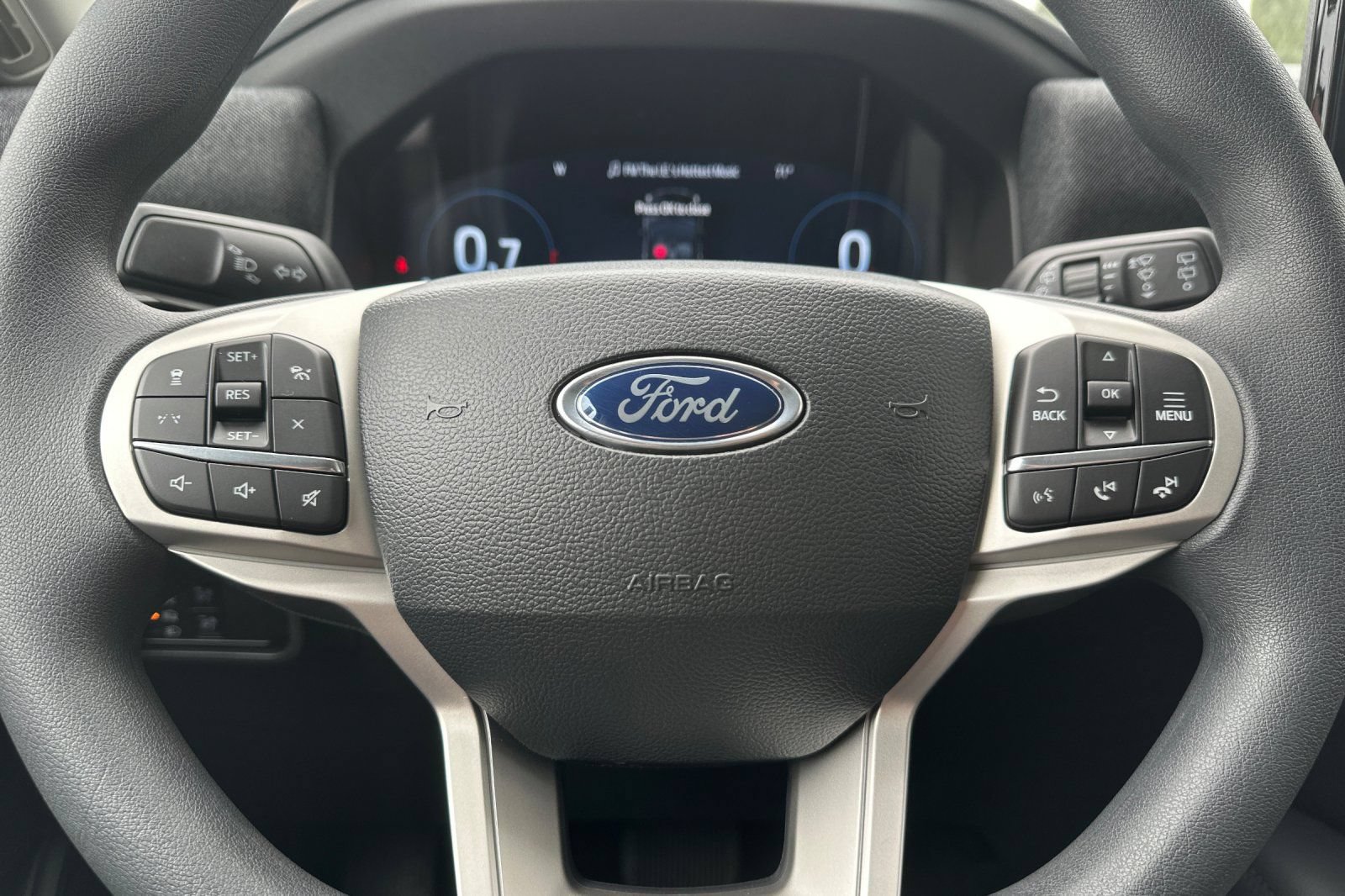 New 2026 Ford Explorer Active RWD image 24