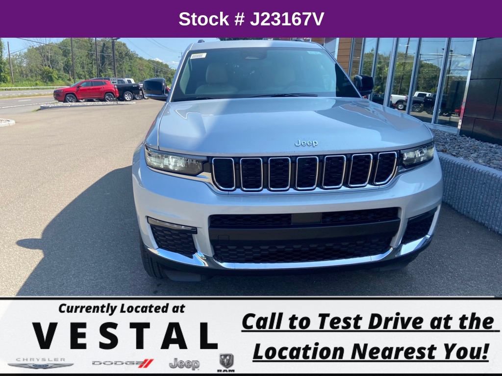 New 2023 Jeep Grand Cherokee L Limited AWD/4WD image 2