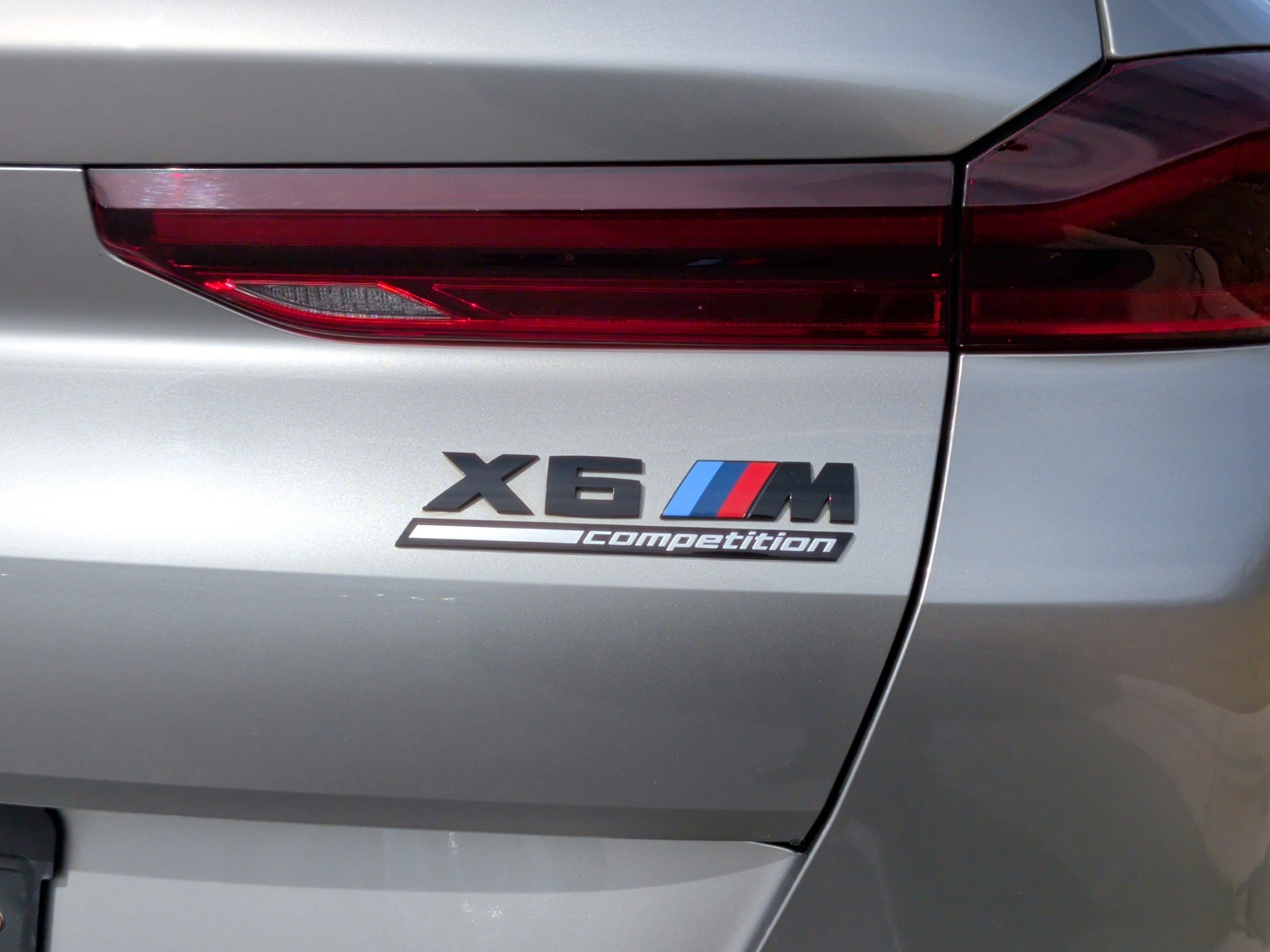 Used 2022 BMW X6 M Competition w/ Competition Package image 11