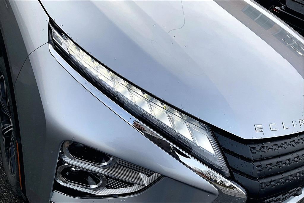 Used 2022 Mitsubishi Eclipse Cross SE image 26