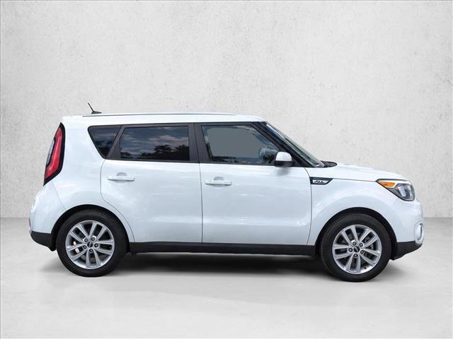 Used 2019 Kia Soul + FWD image 8
