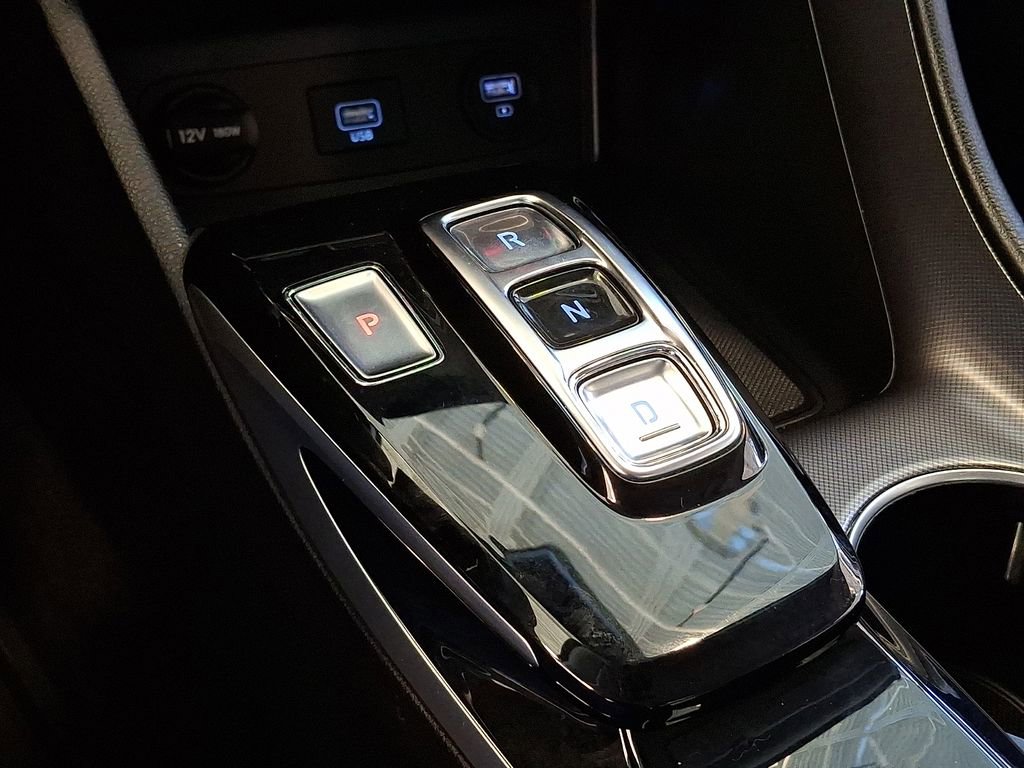 Used 2022 Hyundai Sonata SEL w/ Winter Weather Package FWD image 16