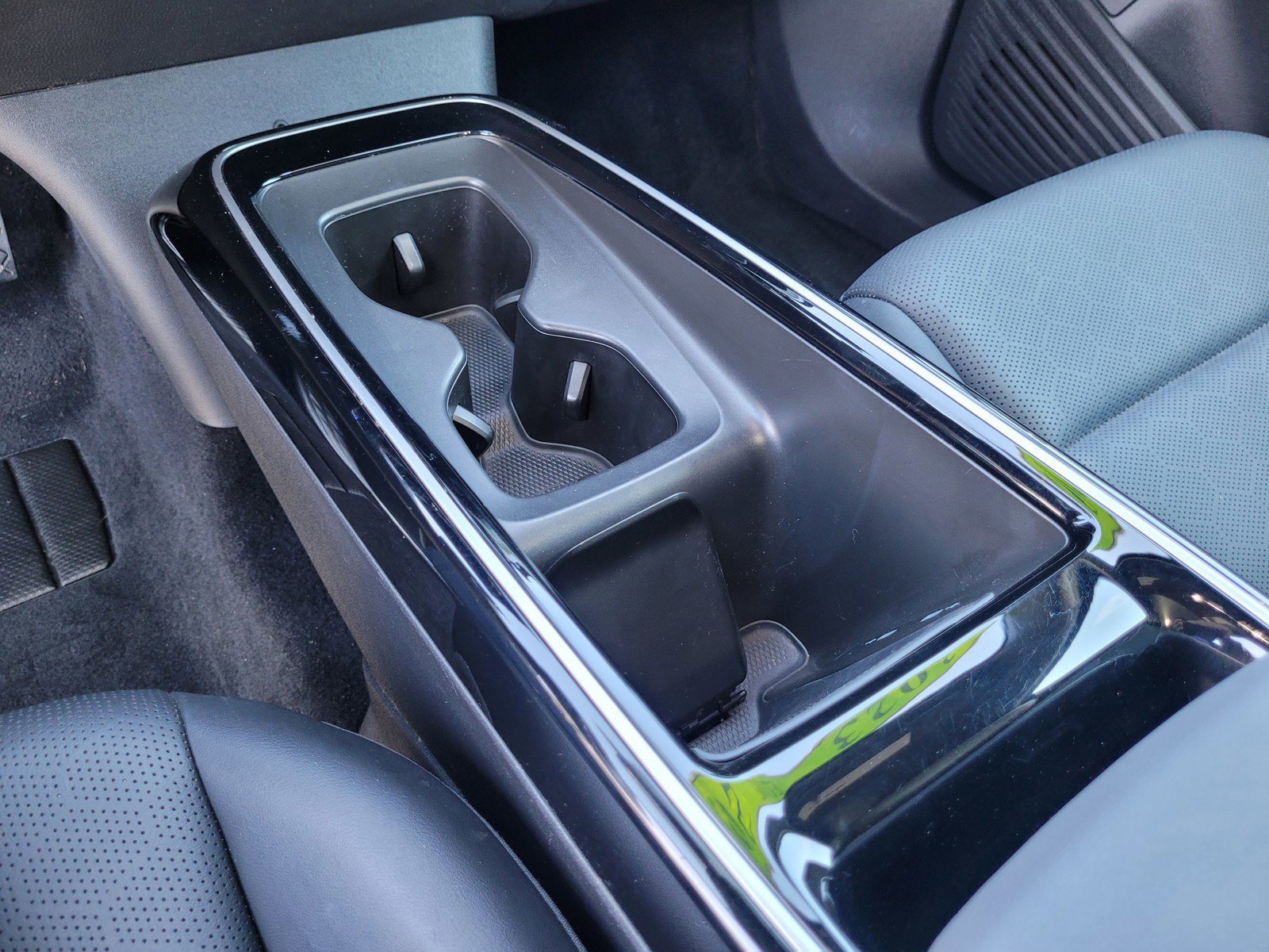 Used 2023 Volkswagen ID.4 Pro S image 20