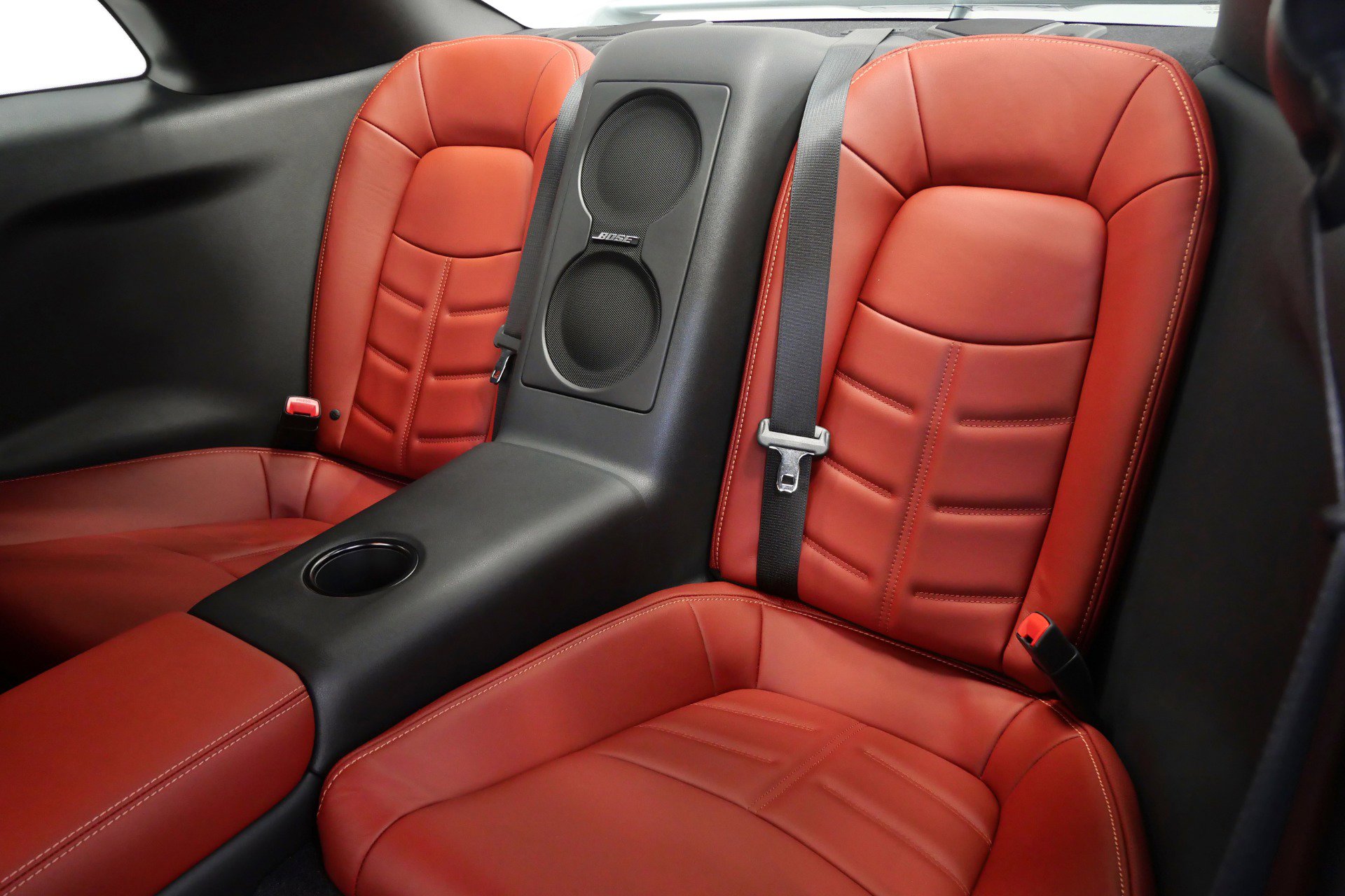 Used 2024 Nissan GT-R Premium w/ Premium Interior Package AWD/4WD image 16