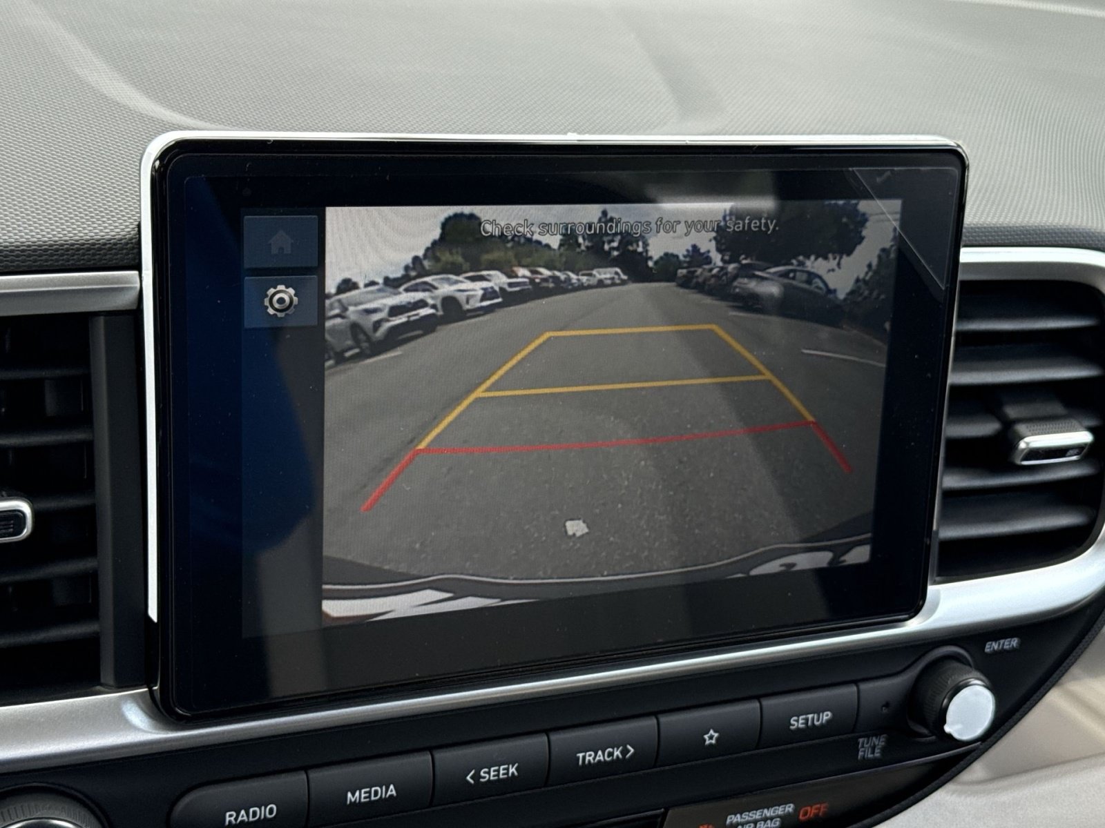 New 2026 Hyundai Venue SEL FWD image 19
