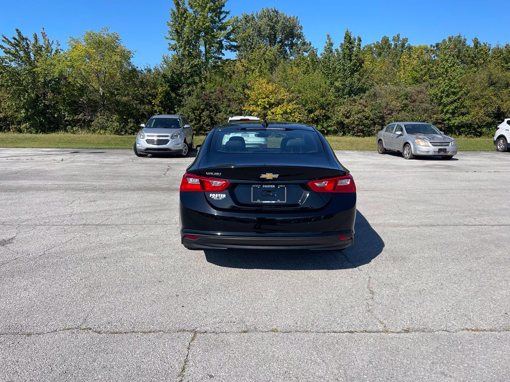 Used 2021 Chevrolet Malibu LS FWD image 4