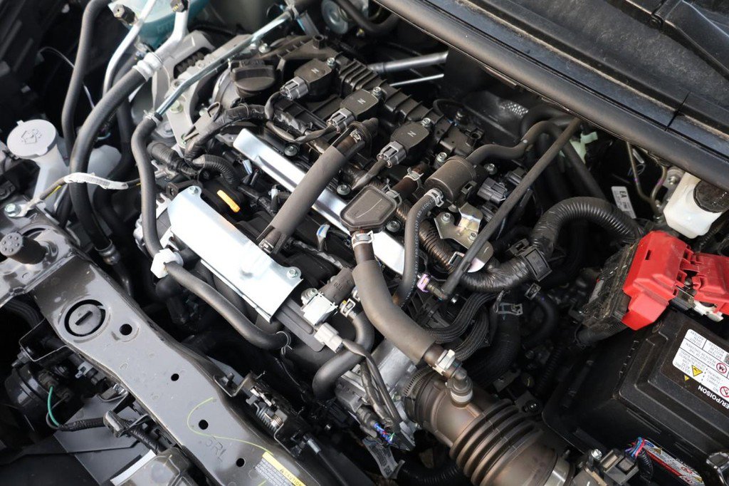 New 2025 Nissan Versa SV w/ Trunk Package image 24