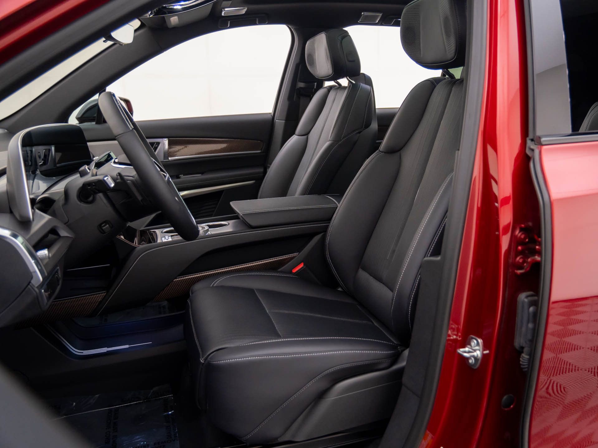 New 2026 Cadillac Vistiq Sport image 16