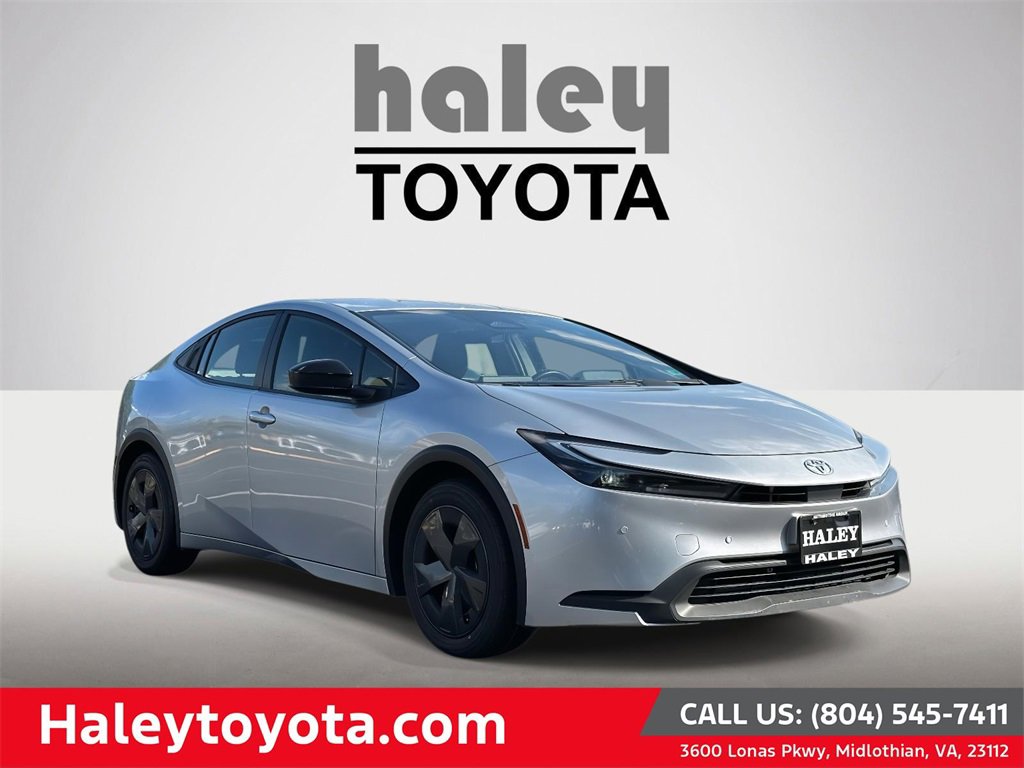Used 2024 Toyota Prius LE video 1