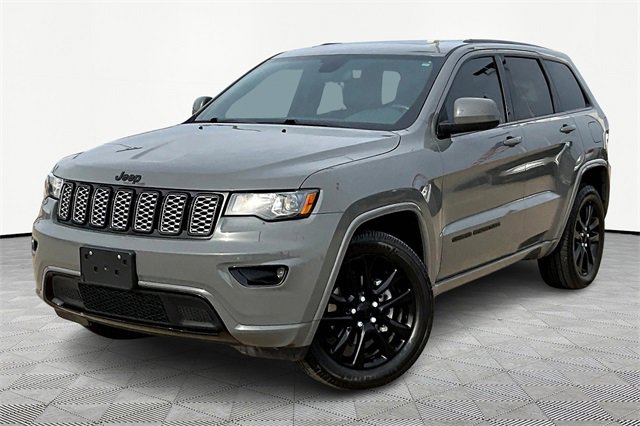 Used 2020 Jeep Grand Cherokee Altitude