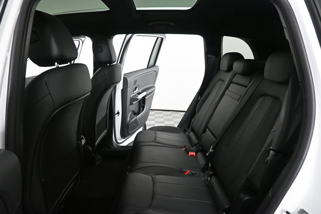 Certified 2023 Mercedes-Benz GLB 250 image 19