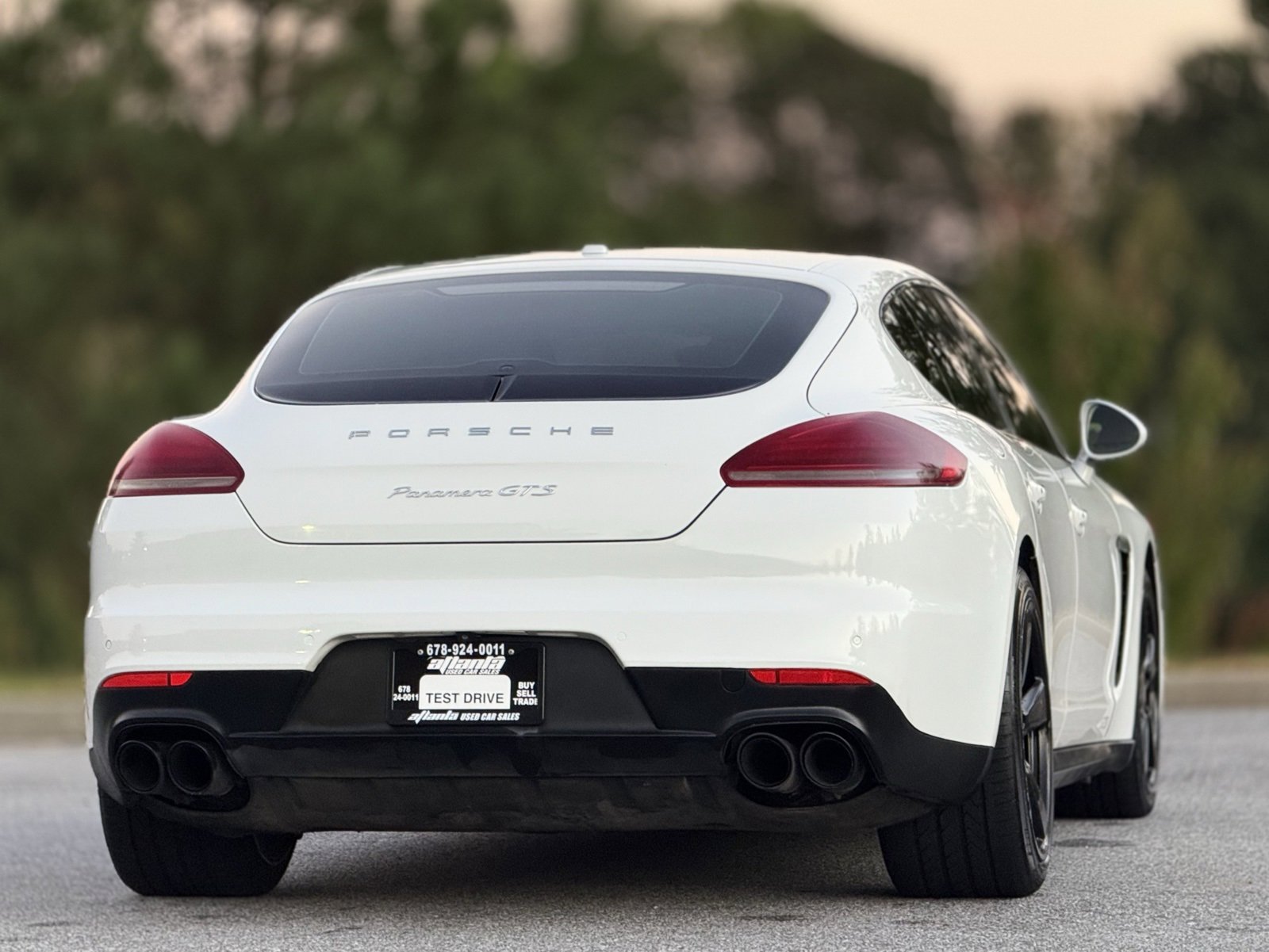 Used 2016 Porsche Panamera GTS image 6
