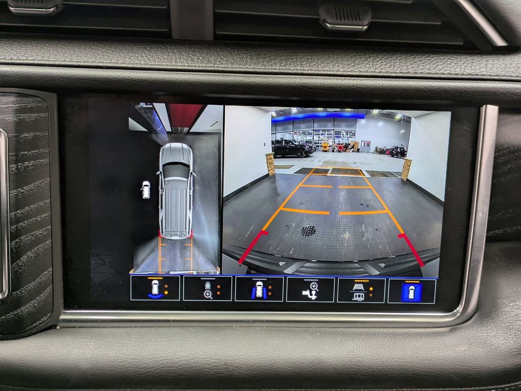 Used 2024 GMC Yukon Denali image 14