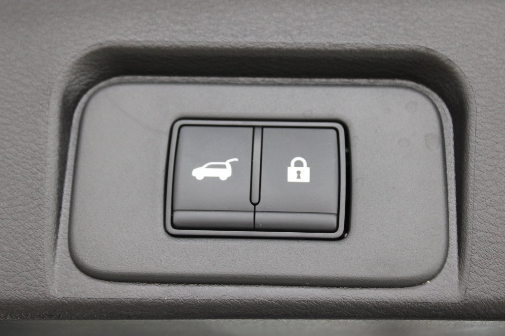 Used 2026 Nissan Rogue SV FWD image 28