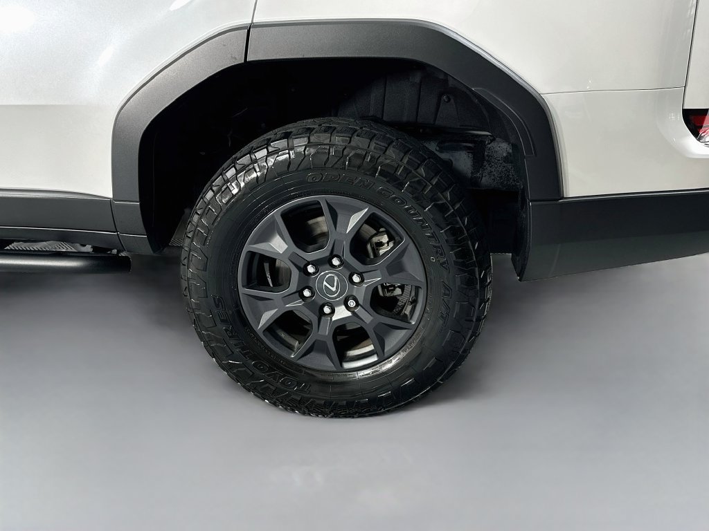 Used 2024 Lexus GX 550 AWD/4WD image 33