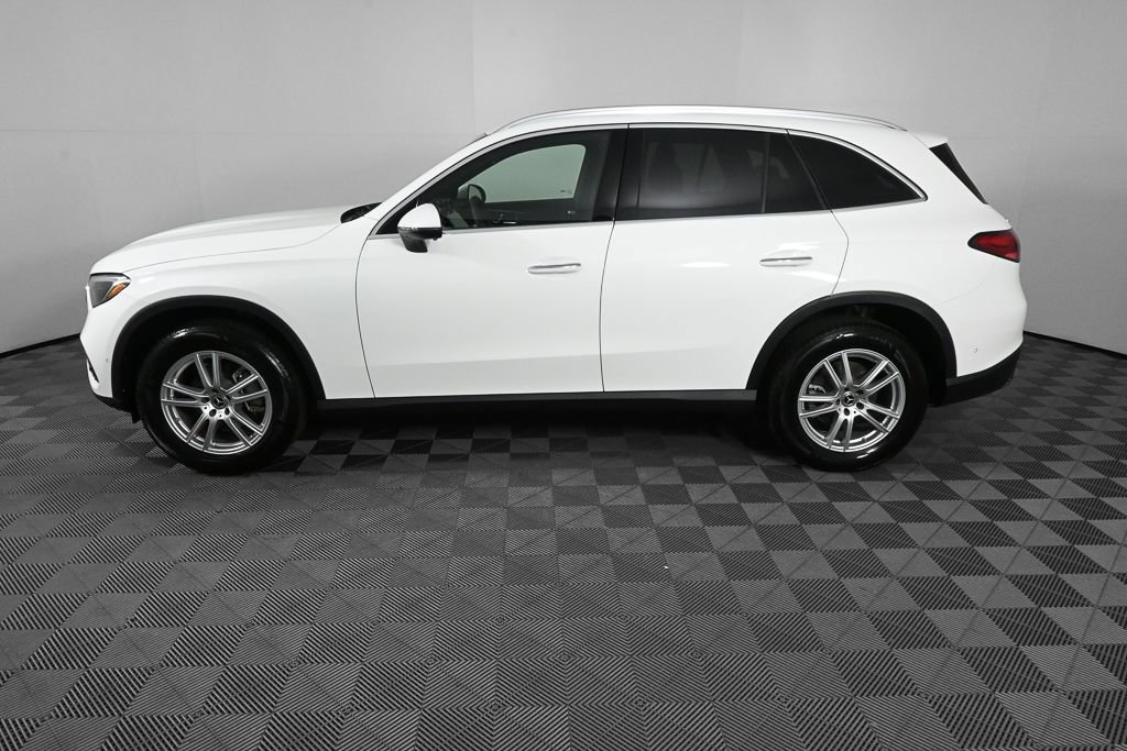 Certified 2025 Mercedes-Benz GLC 300 4MATIC video 3
