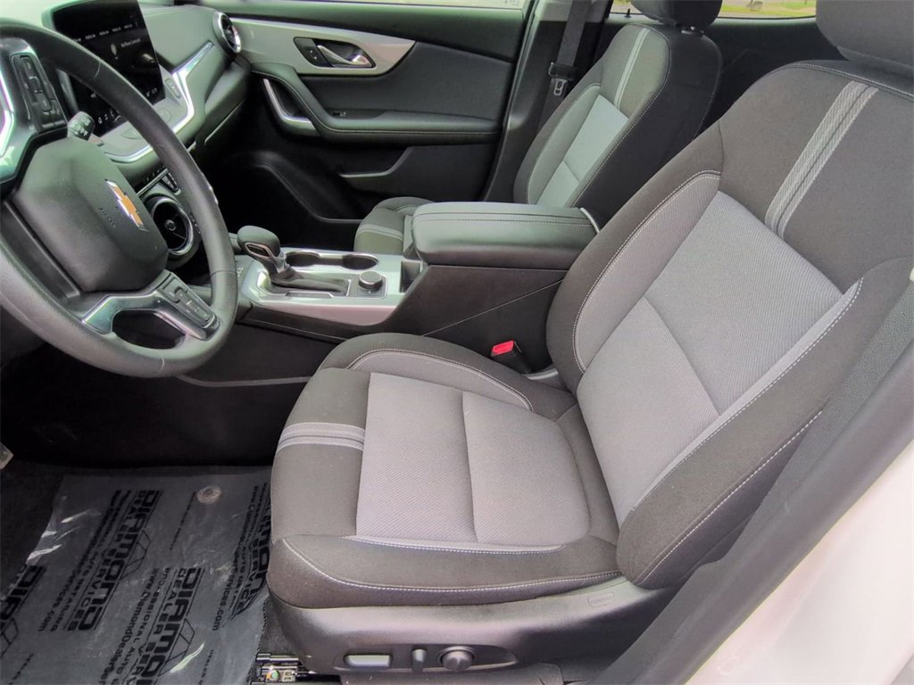 Certified 2024 Chevrolet Blazer LT w/ Convenience Package image 18