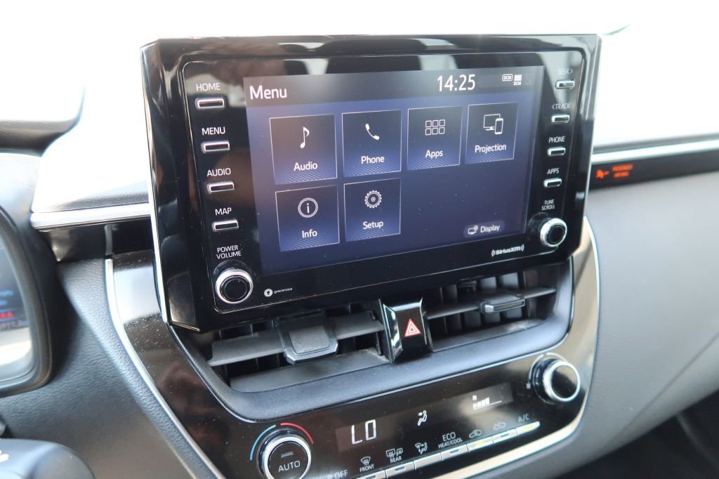 Used 2021 Toyota Corolla LE w/ Carpet Mat Package (TMS) image 14