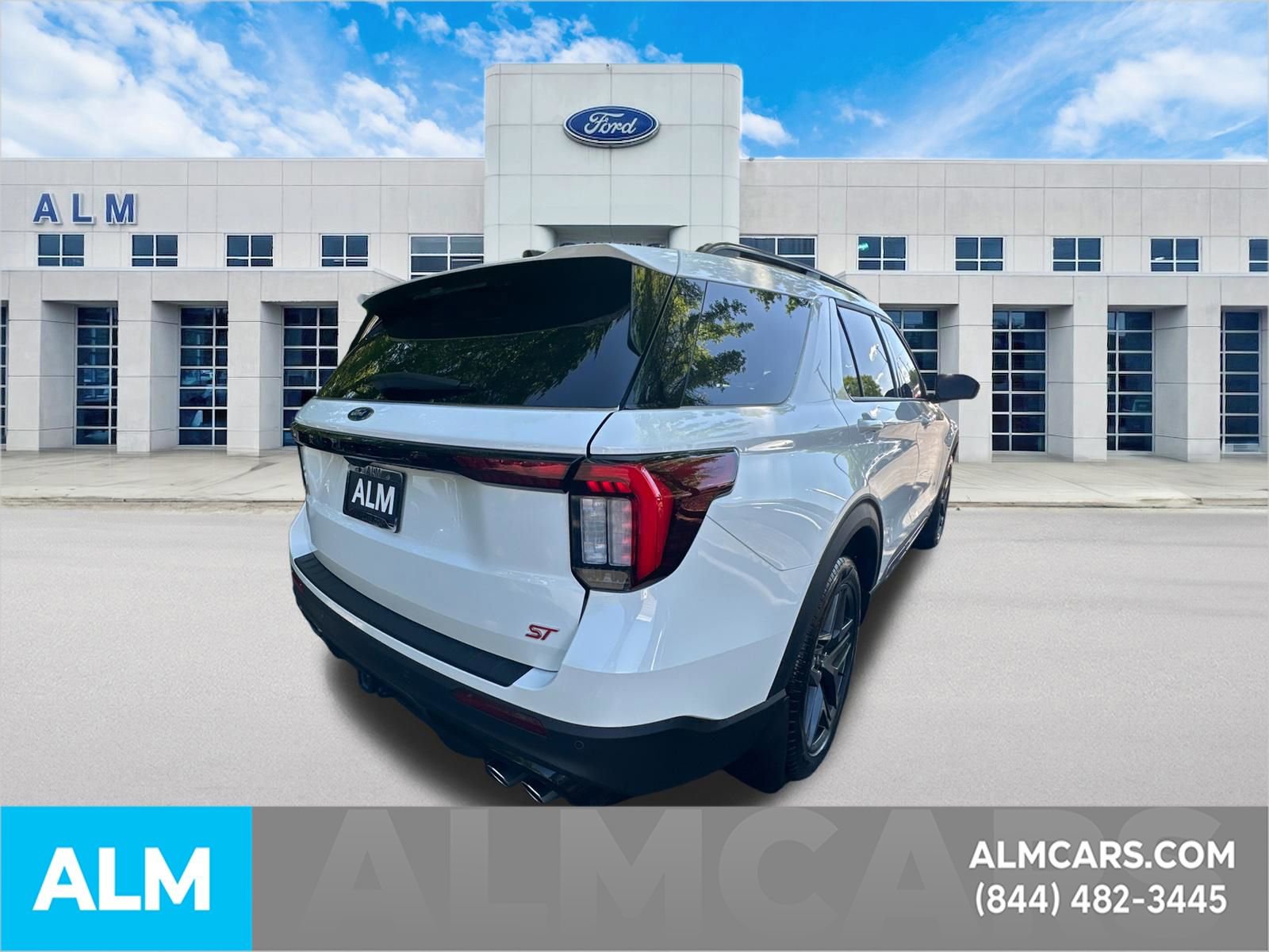 Certified 2025 Ford Explorer ST AWD/4WD image 5