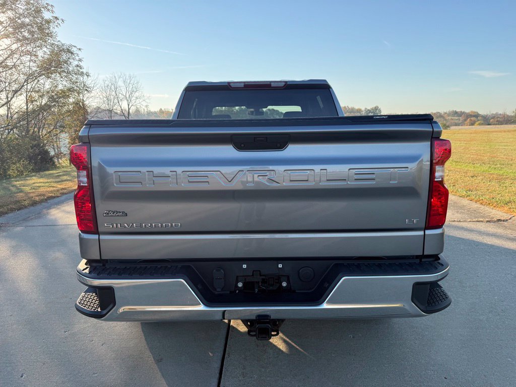Used 2021 Chevrolet Silverado 1500 LT AWD/4WD image 5