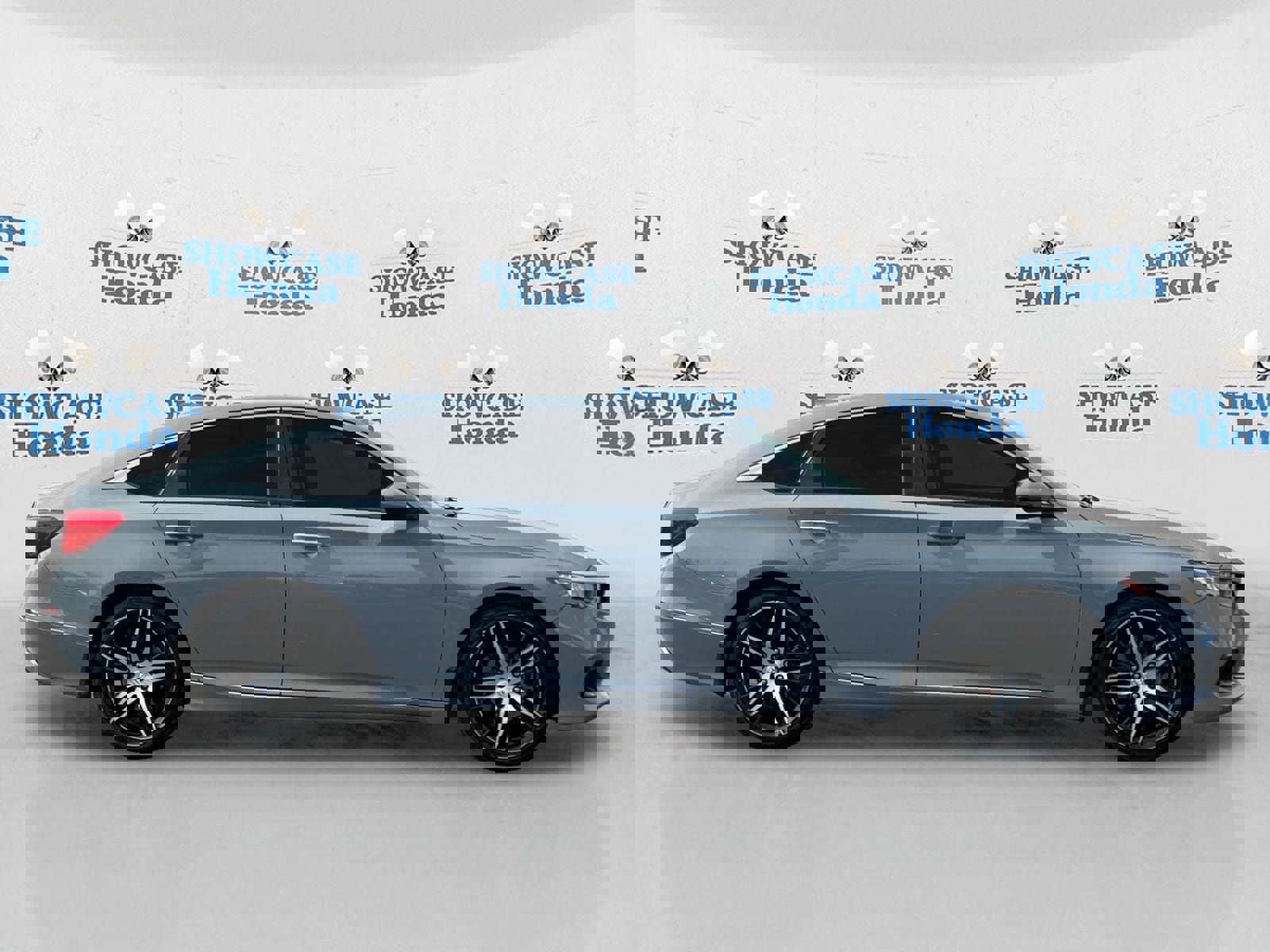 Used 2021 Honda Accord Touring image 9