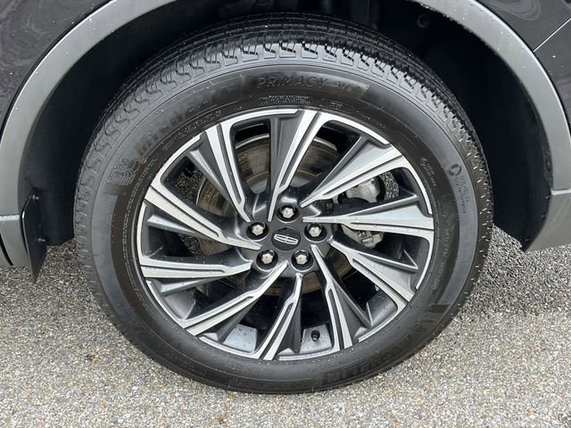 Used 2025 Lincoln Aviator AWD image 6