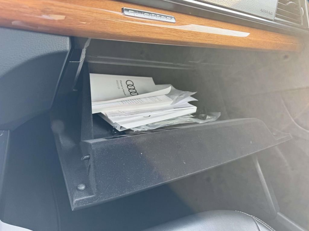 Used 2023 Audi Q5 2.0T Premium image 31